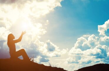 Spirit-White-Feather-Spiritual-Coaching